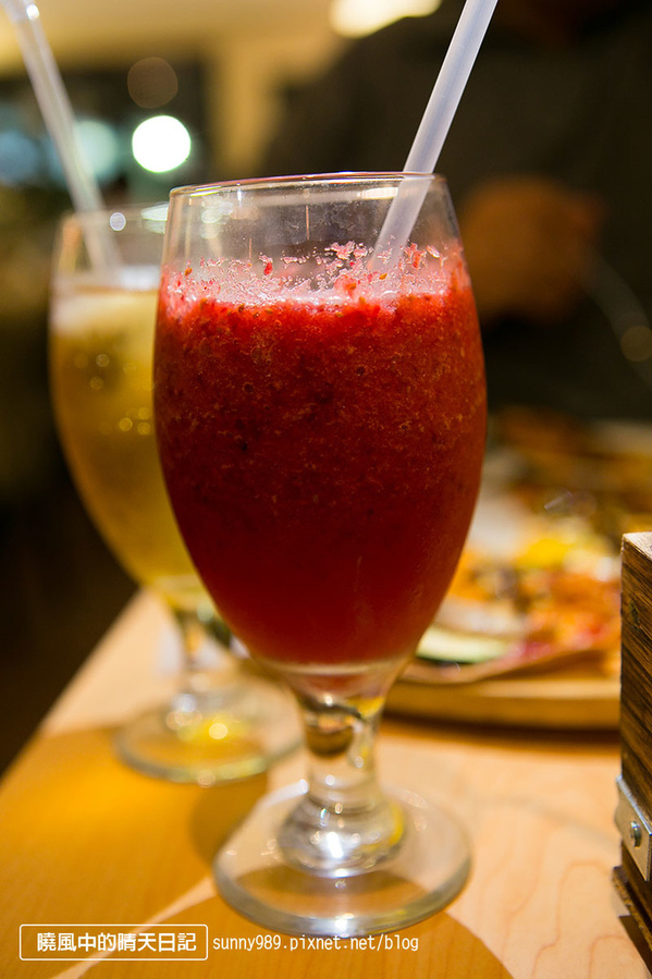 上菜囉 法式餐廳 Viva la fete:【邀約|上菜囉 Viva la fete法式餐廳】千層麵必須強推 適合聚餐份量十足法式餐廳