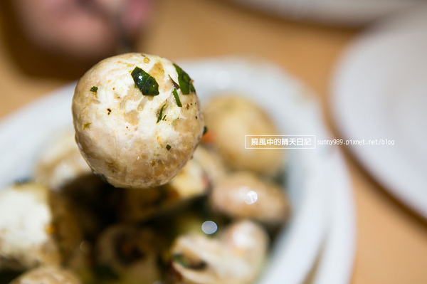 上菜囉 法式餐廳 Viva la fete:【邀約|上菜囉 Viva la fete法式餐廳】千層麵必須強推 適合聚餐份量十足法式餐廳