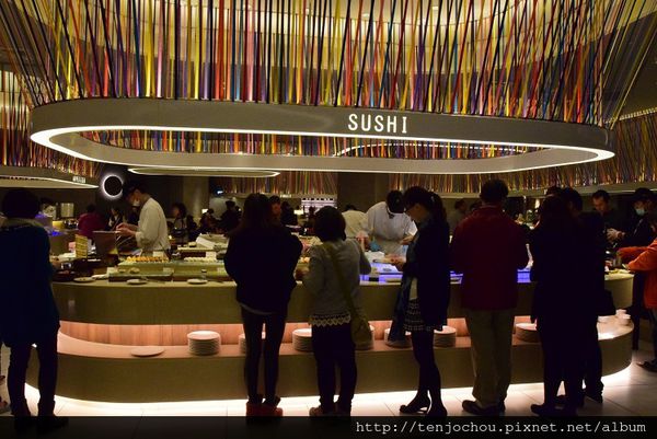 漢來海港餐廳吃到飽-壽司.JPG