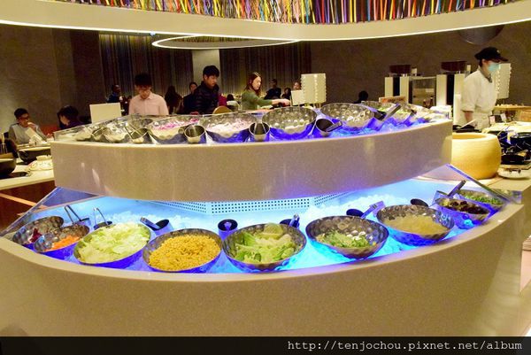 漢來海港餐廳吃到飽-沙拉002.JPG