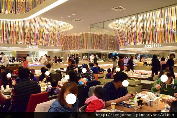 漢來海港餐廳吃到飽-環境001.JPG