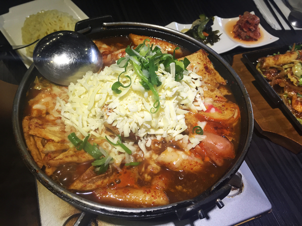 GogiGogi 韓式料理餐廳:又是一家適合聚會的好店-GogiGogi口吉口吉韓國料理(國父紀念館站)