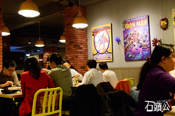 石頭公 石頭火鍋：【口碑券 | 石頭公】湯頭清徹 沙茶迷人 適合朋友聚會一起享用的古早味石頭火鍋