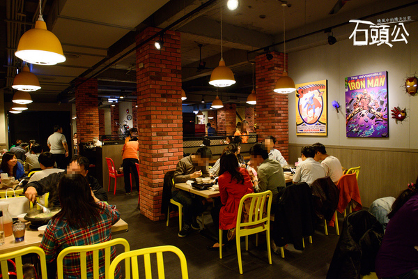 石頭公 石頭火鍋：【口碑券 | 石頭公】湯頭清徹 沙茶迷人 適合朋友聚會一起享用的古早味石頭火鍋