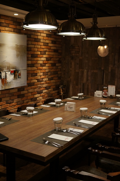 樂慕亞 Le Meilleur(市府店)：(胖樺食記) 24小時營業燈光美氣氛佳牛排館”樂慕亞 Le Meilleur(市府店)”