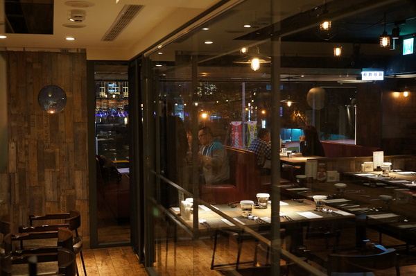 樂慕亞 Le Meilleur(市府店)：(胖樺食記) 24小時營業燈光美氣氛佳牛排館”樂慕亞 Le Meilleur(市府店)”