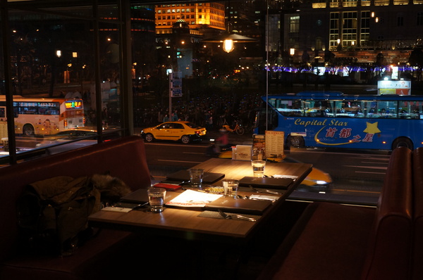 樂慕亞 Le Meilleur(市府店)：(胖樺食記) 24小時營業燈光美氣氛佳牛排館”樂慕亞 Le Meilleur(市府店)”