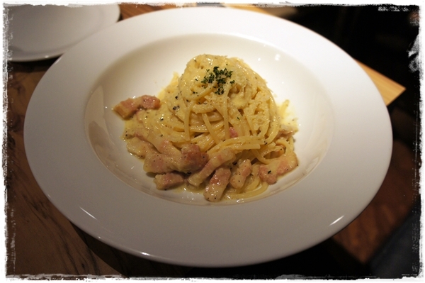 Solo pasta Cucina ltaliana：[義式] 慰勞辛苦出差的狗狗~ ★solo pasta★ 讓人滿心幸福的好滋味❤