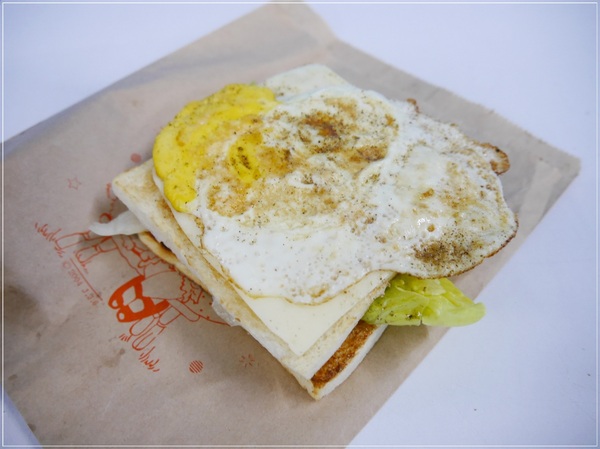 阿貓碳烤吐司餐車：【板橋】阿貓碳烤吐司餐車－消夜場也能吃到現烤吐司了！