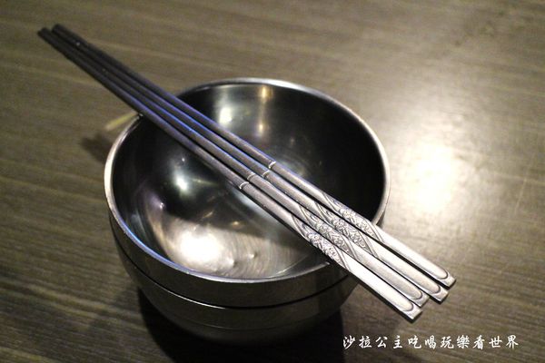 燒桶子韓風立燒：東區韓式料理『燒桶子韓風立燒』捷運國父紀念館燒肉