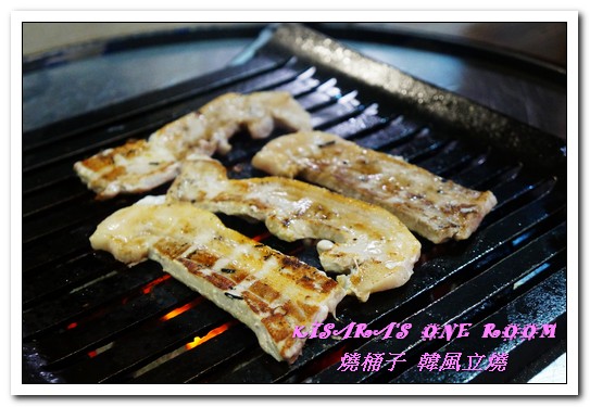 燒桶子韓風立燒：國父紀念館燒肉．道地復古韓式汽油桶上的大塊牛排──燒桶子 韓風立燒