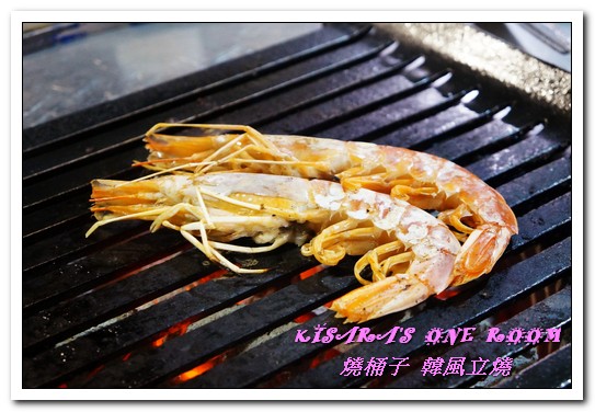 燒桶子韓風立燒：國父紀念館燒肉．道地復古韓式汽油桶上的大塊牛排──燒桶子 韓風立燒