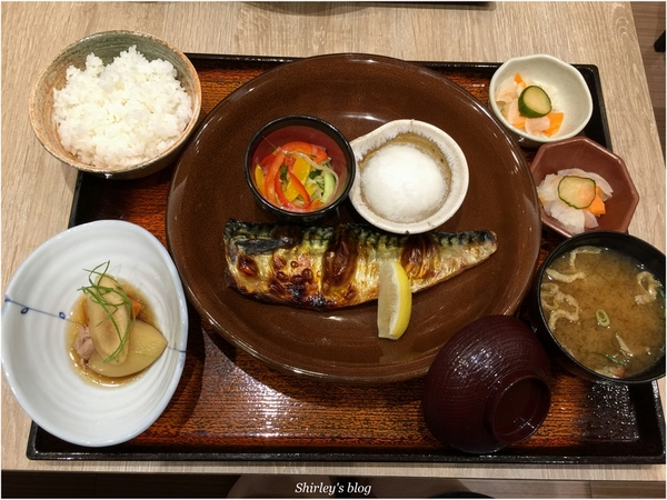 大戶屋(微風松高店)：大戶屋Ootoya Kitchen微風松高店
