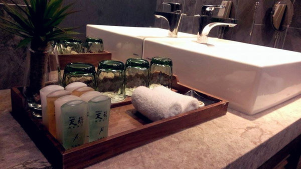 10808027_10152470100961762_119278994_n_副本