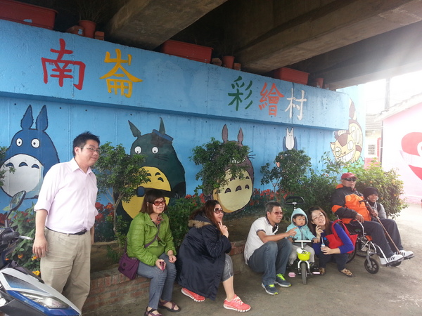 2014年打造全台唯一以龍貓為主題的曠世鉅作-♞~龍貓彩繪村~♞在嘉義南崙誕生啦!!!：[嘉義][新港]北崙/南崙彩繪村~悠遊驚奇的彩繪世界(南崙篇)