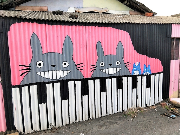 嘉義新港南崙彩繪村:【嘉義新港景點】南崙彩繪龍貓村~可愛逗趣的模樣 相機卡砸個不停 到處都是龍貓的蹤跡
