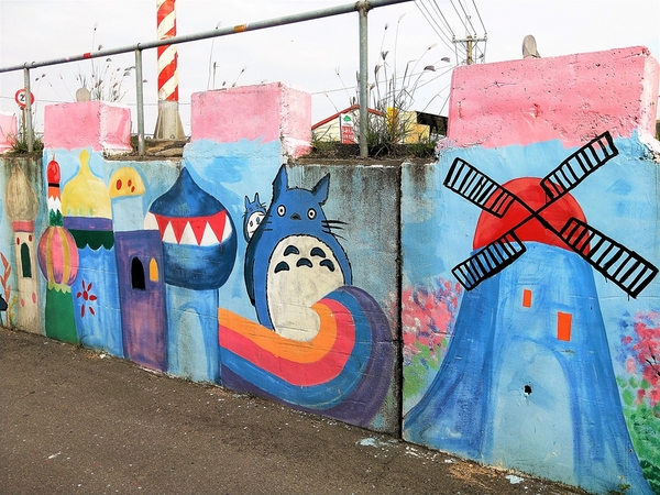 嘉義新港南崙彩繪村:【嘉義新港景點】南崙彩繪龍貓村~可愛逗趣的模樣 相機卡砸個不停 到處都是龍貓的蹤跡