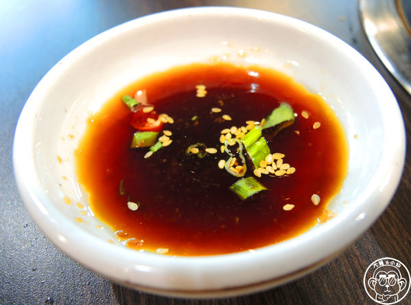 首爾大叔：呷飽祙【新北新店･首爾大叔韓國料理】來韓式餐廳吃水晶五花肉