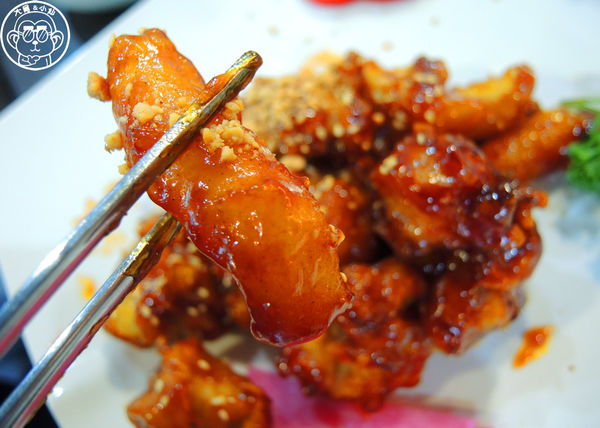 首爾大叔：呷飽祙【新北新店･首爾大叔韓國料理】來韓式餐廳吃水晶五花肉