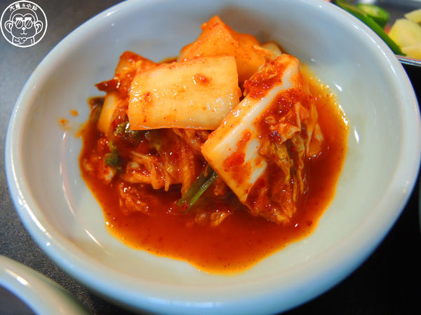 首爾大叔：呷飽祙【新北新店･首爾大叔韓國料理】來韓式餐廳吃水晶五花肉