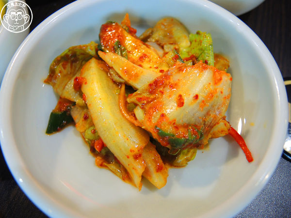 首爾大叔：呷飽祙【新北新店･首爾大叔韓國料理】來韓式餐廳吃水晶五花肉