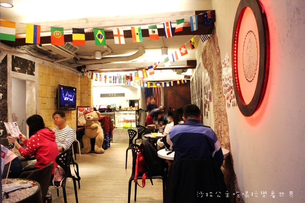 Bsb美式餐廳：內湖.內科人氣美食『Bsb美式餐廳』漢堡/排餐/大份量