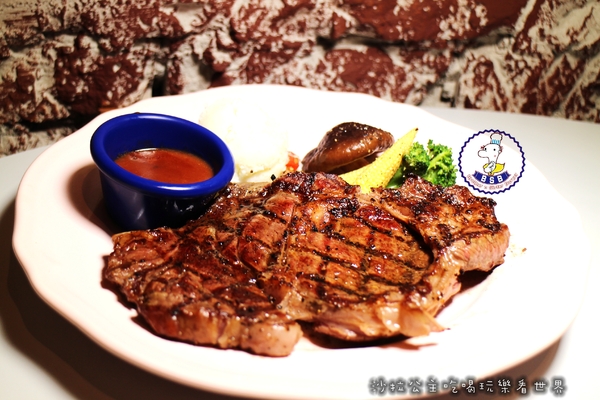 Bsb美式餐廳：內湖.內科人氣美食『Bsb美式餐廳』漢堡/排餐/大份量