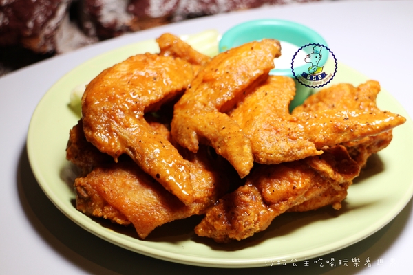 Bsb美式餐廳：內湖.內科人氣美食『Bsb美式餐廳』漢堡/排餐/大份量