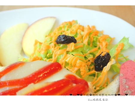 理性&感性cafe':【美食】oO。。平鎮 理性&感性CAFE(近育達高中) 超厲害的立體貓抓魚拉花,這裡有喲~~oO。o○。