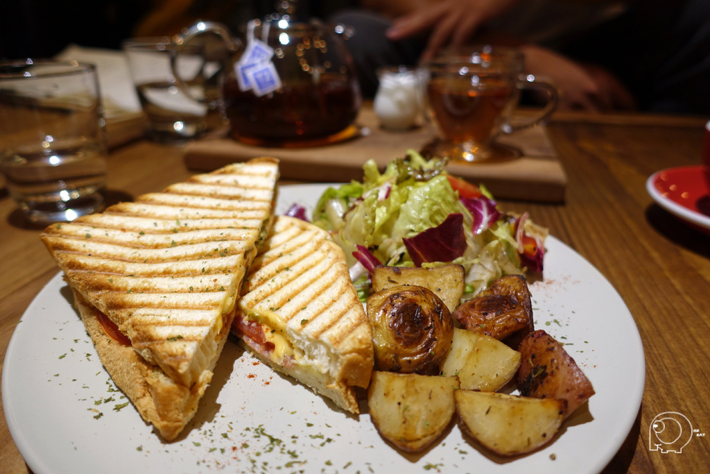 義式香腸三明治