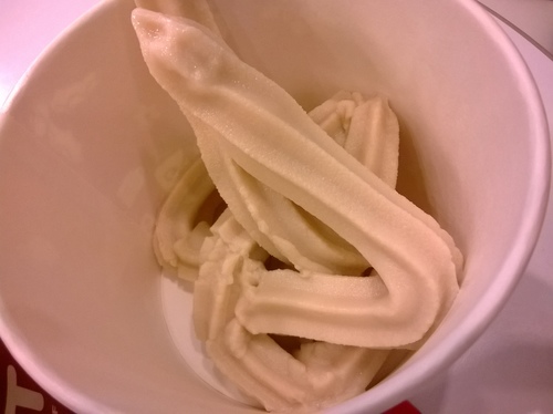 雪比牧場:12.20全球冰淇淋日!再冷也是要吃冰~再訪圖圖果&雪比牧場