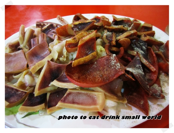 廟口紅糟魷魚：Q彈又新鮮的宜蘭紅糟魷魚