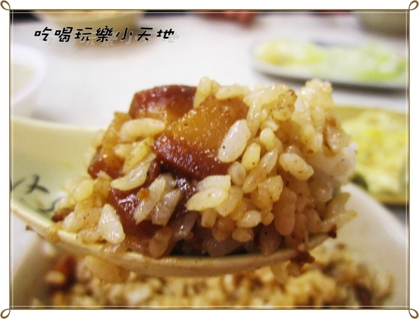 阿文雞肉飯魯肉飯:泰山在地人大力推薦阿文魯肉飯