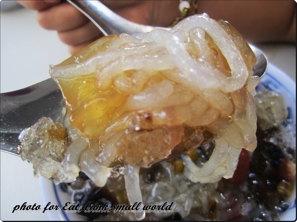 新莊公園粉條冰:排隊嚣張冰品..賣完就收囉~~~