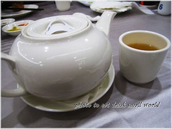 華漾大飯店(環球店)：吃飯時間總是間間客滿的環球百貨