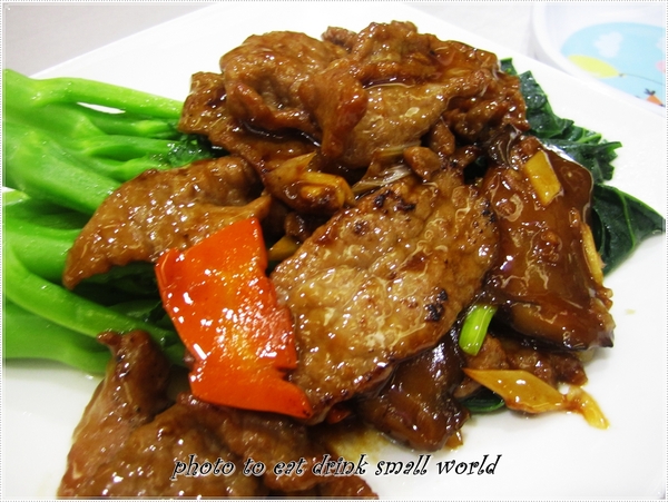 華漾大飯店(環球店)：吃飯時間總是間間客滿的環球百貨