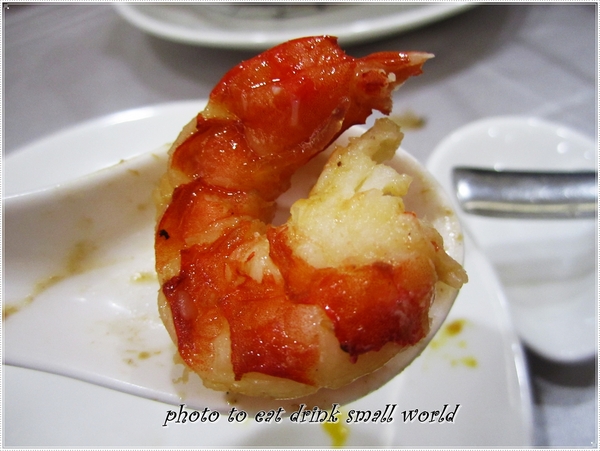 華漾大飯店(環球店)：吃飯時間總是間間客滿的環球百貨