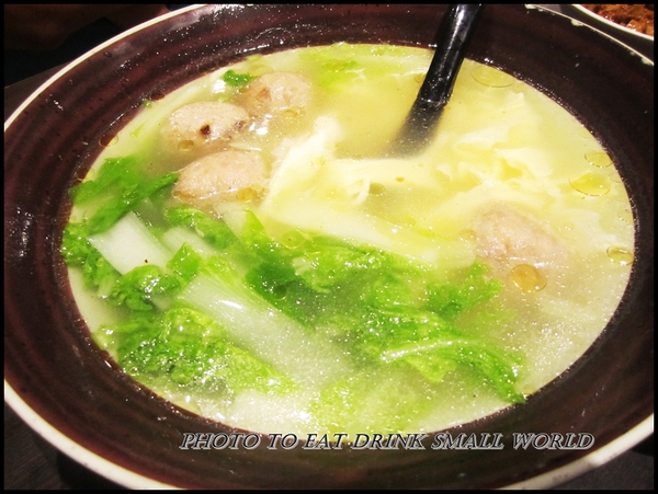 黑殿飯店DARK PALACE TAIWANESE GOURMET(創始店):來淡水不吃阿給了,就是要吃你