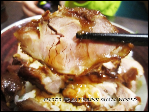 黑殿飯店DARK PALACE TAIWANESE GOURMET(創始店):來淡水不吃阿給了,就是要吃你