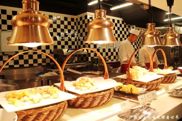 台北凱撒大飯店-Checkers自助式餐廳:秋季限定 | 蟹Go Checkers『台北凱撒大飯店-Checkers自助式餐廳』台北車站吃到飽