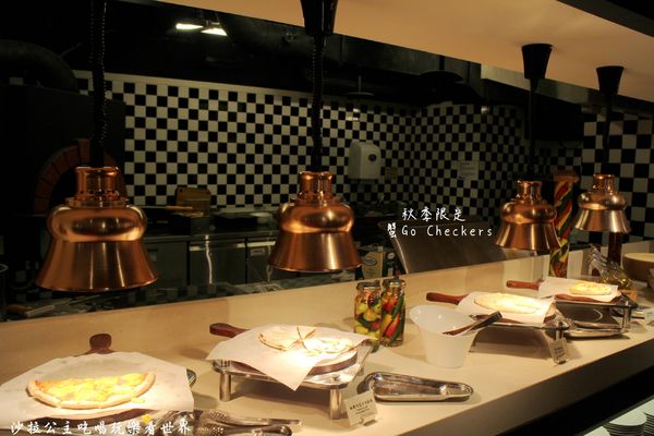 台北凱撒大飯店-Checkers自助式餐廳:秋季限定 | 蟹Go Checkers『台北凱撒大飯店-Checkers自助式餐廳』台北車站吃到飽