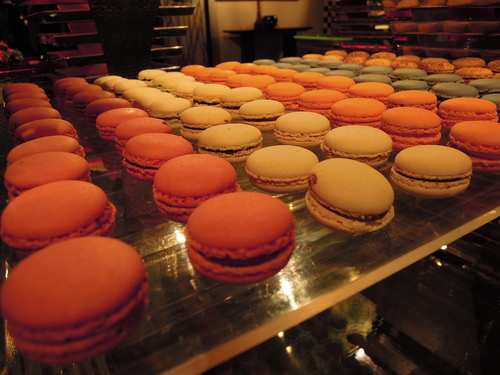 台北凱撒大飯店Checkers自助式餐廳:【台北車站美食】聚餐推薦凱撒Checkers下午茶吃到飽-葷素皆有(圖多食記)