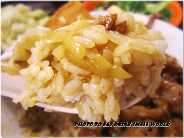 33年老店溪尾知高飯：焢肉.豬腳.大腸.小菜...每一樣都好吃到不像話