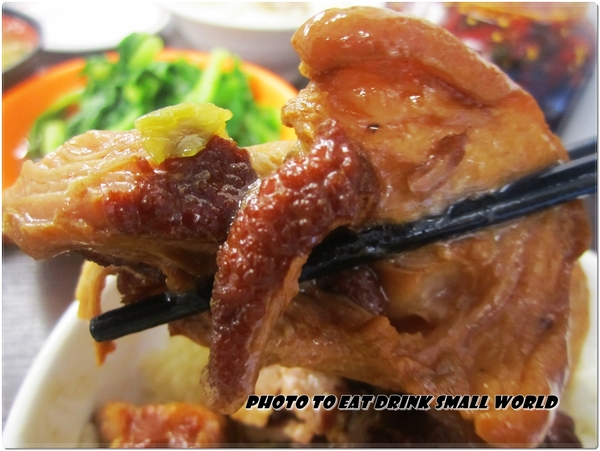 33年老店溪尾知高飯：焢肉.豬腳.大腸.小菜...每一樣都好吃到不像話