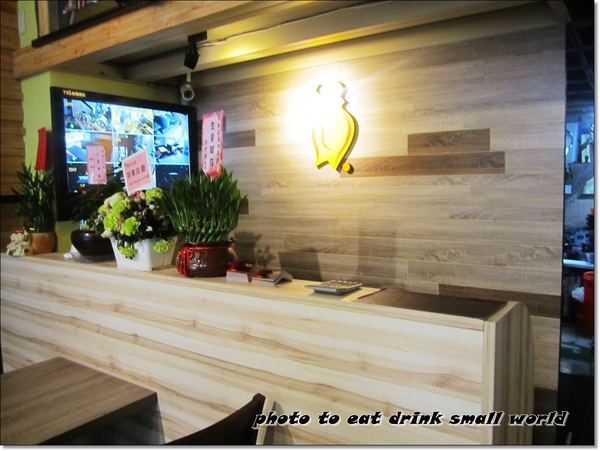 厚切牛排(新莊店):板橋厚切在新莊有了分店了哦~再也不必排的天昏地暗了