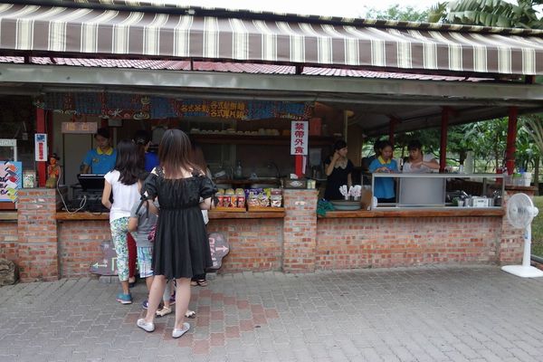 泰國南洋風高腳屋咖啡：沙挖低咖~泰國高腳屋 民俗村(輕食.泰式料理.飲品)