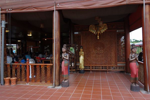 泰國南洋風高腳屋咖啡：沙挖低咖~泰國高腳屋 民俗村(輕食.泰式料理.飲品)