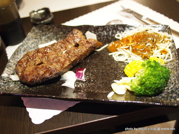 水武牛鮮切碳烤牛排館：【食記】台中水武牛鮮切碳烤牛排館@西屯 : 客製化選擇, 空間寬敞舒適, 烹調有一定水準