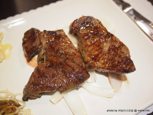 水武牛鮮切碳烤牛排館：【食記】台中水武牛鮮切碳烤牛排館@西屯 : 客製化選擇, 空間寬敞舒適, 烹調有一定水準