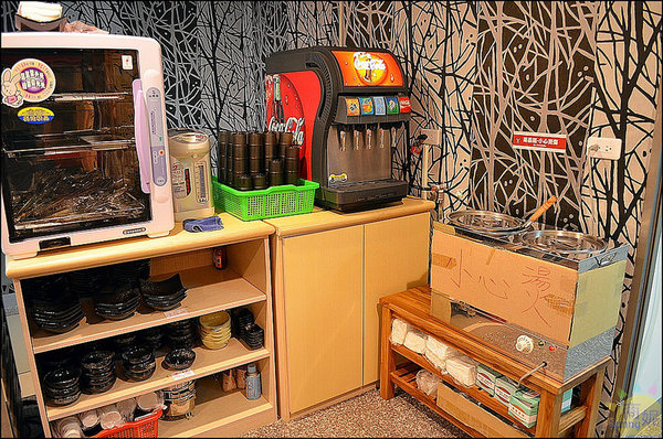 水武牛鮮切碳烤牛排館:台中西屯。水武牛炭燒牛排館/炭烤牛排專賣店。以克計價客製化現點鮮切自然牛。新開幕搶優惠